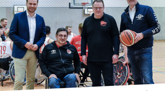 Prominente Unterstützung gegen Paderborn