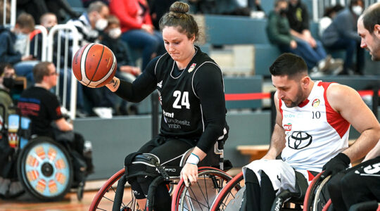 Rhine River Rhinos zu Gast in Köln