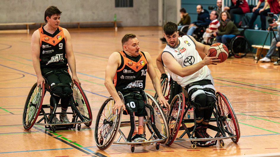 Famose 99ers schlagen Hannover mit 69:66